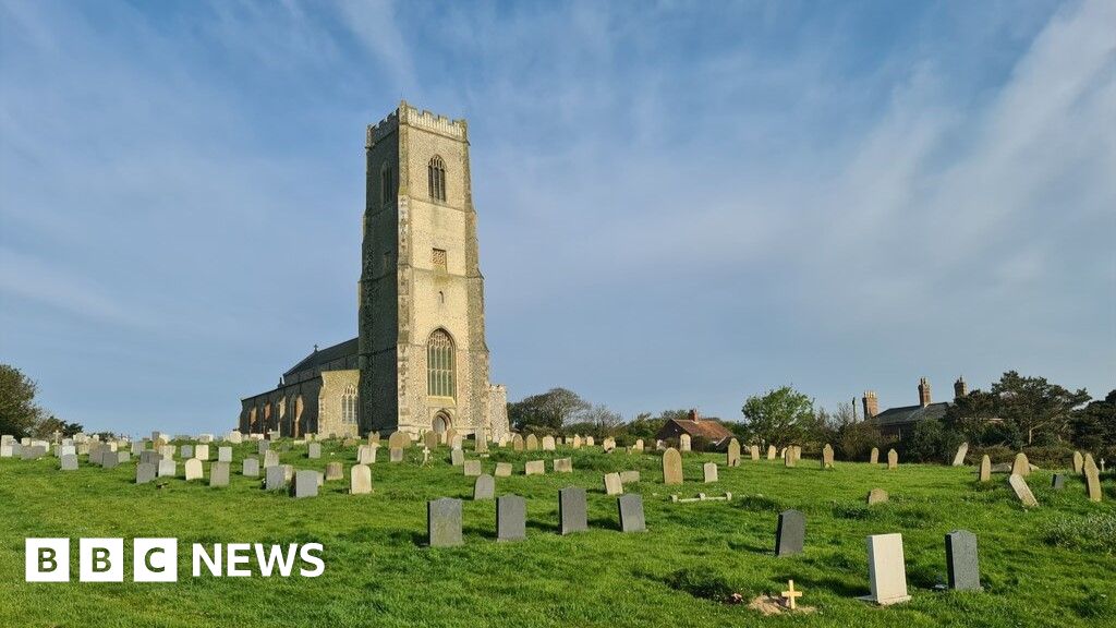 Plans gathered to save graves from coastal erosion in Happisburgh