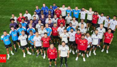 When cricket met football: Team India bonds with Manchester United stars in Manchester | Cricket News