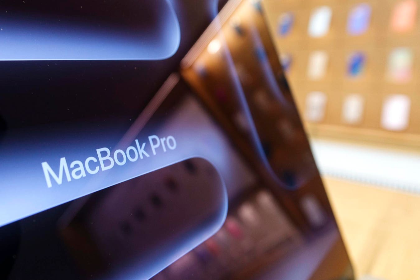 Apple Roadmap Offers M5 MacBook Pro Release Dates