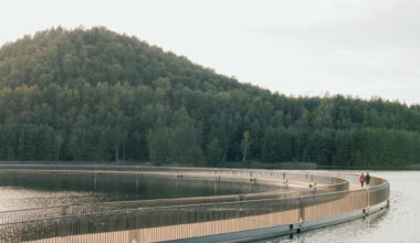 Cycling Between Terrils / Burolandschap