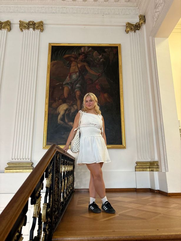 OLIVIA FANO, 20