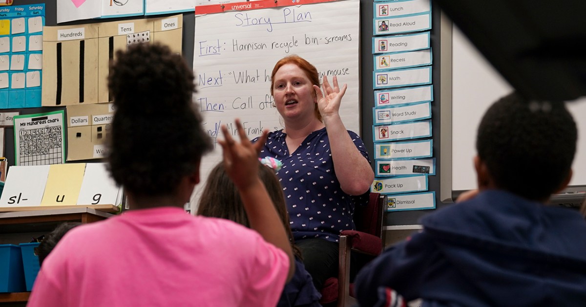 About 1 in 6 US teachers work second jobs