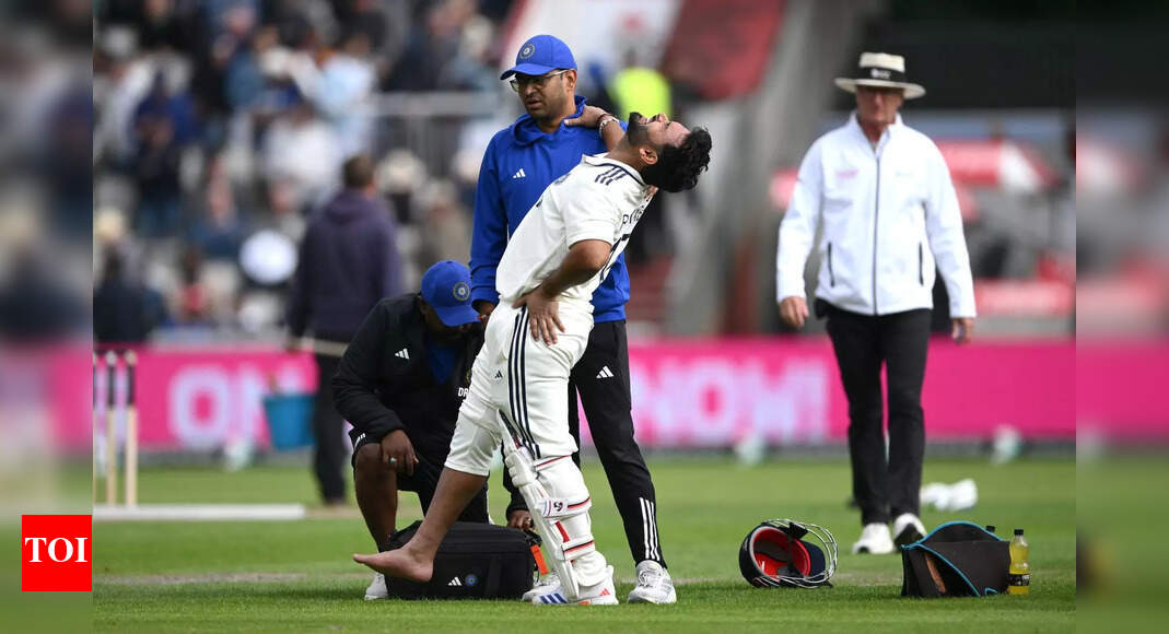 Watch: Rishabh Pant taken off on mobile ambulance at Old Trafford after bloody foot injury | Cricket News