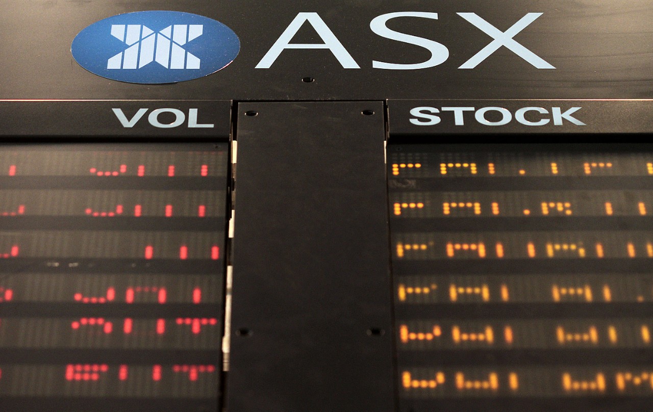 ASX 200 retreats as RBA governor downplays inflation risks