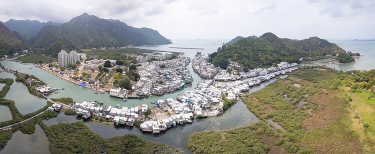Longevity Through Renewal: The Enduring Wisdom of Hong Kong's Water Villages - Image 3 of 18