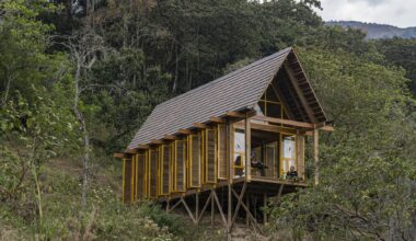 Lamarilla Reforestation House / Quena Margarita Gonzalez Escobar + Juan David Hoyos Taborda