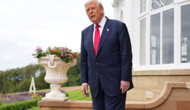 Trump Says He Will Give Putin New 10-12 Day Truce Deadline