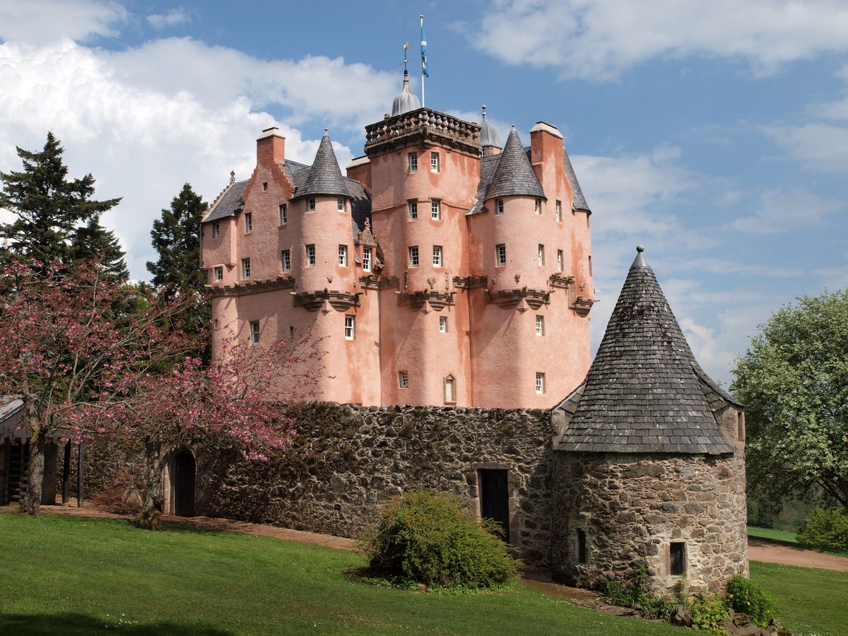 10 utterly breathtaking, real-life Disney castles from around the world, including one that inspired Walt Disney himself
