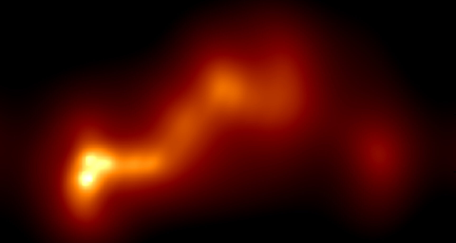 New image reveals sharply curved plasma jet at heart of mysterious galaxy
