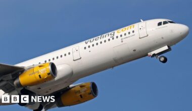 French ministers escalate Spain row over Jewish teens removed from flight
