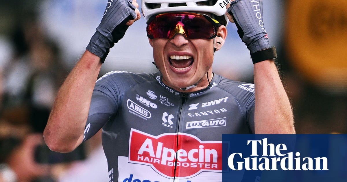 Tour de France 2025: Philipsen wins chaotic first stage as Evenepoel and Roglic suffer | Tour de France 2025