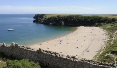 Barafundle Bay named among the best beaches in Britain