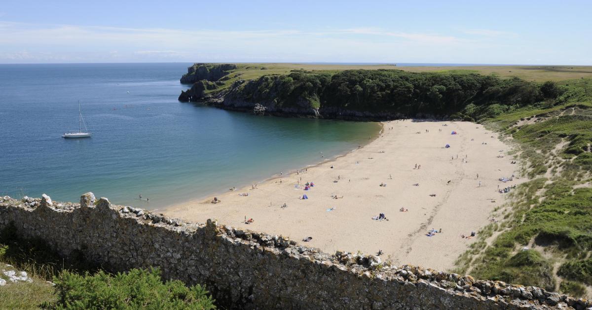 Barafundle Bay named among the best beaches in Britain