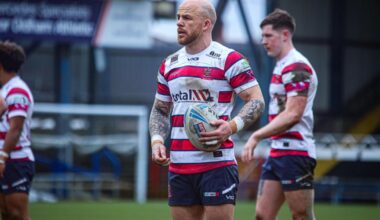 Oldham boosted by duo’s return to action to face Sheffield