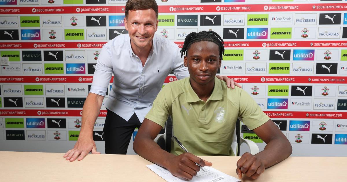 Southampton FC seal signing of young Sheffield Wednesday midfielder