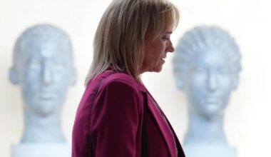Peggie sues RCN over lack of support in NHS Fife trans row