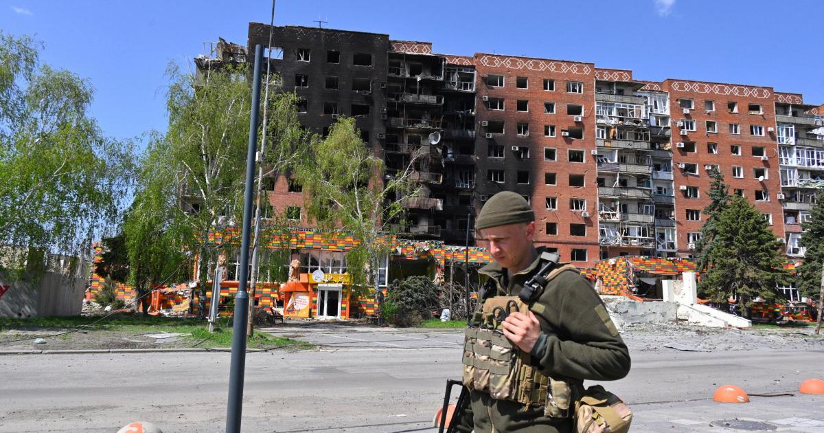 Healey to call for ’50-day drive’ to arm Ukraine and force Putin to negotiate