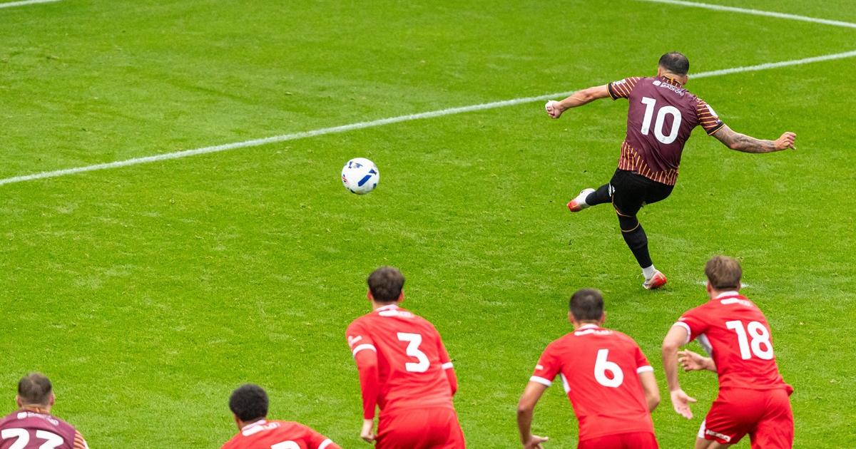 Report: Bradford City impress in 2-0 win over Middlesbrough