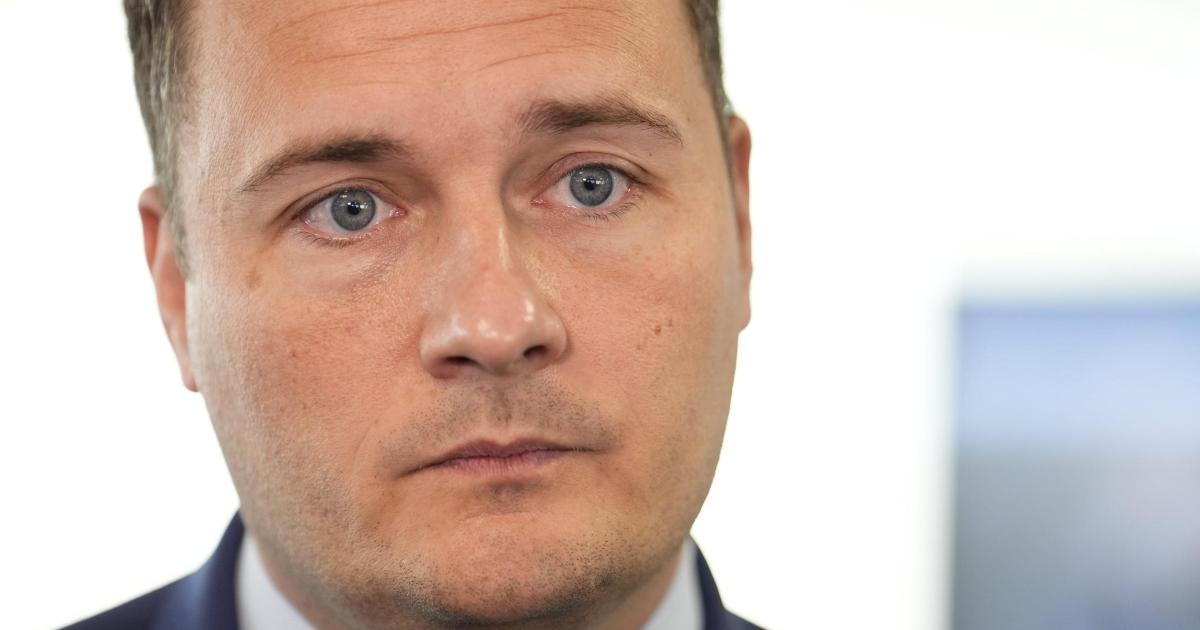 Physician associates union takes Government to court over planned role changes