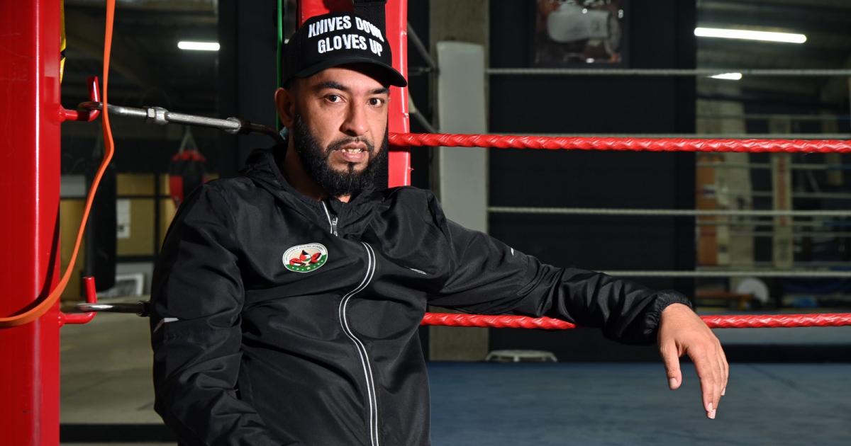 Boxing club for young people opens on Croft Lane, Bradford