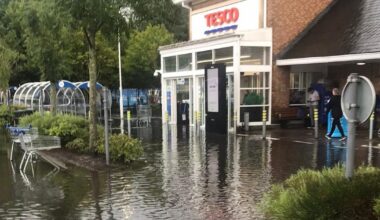 Tesco: Applemore store flooded after thunderstorm