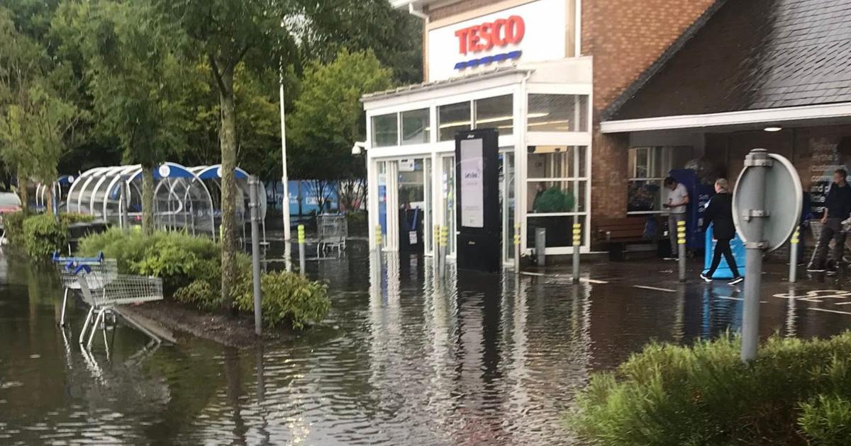 Tesco: Applemore store flooded after thunderstorm