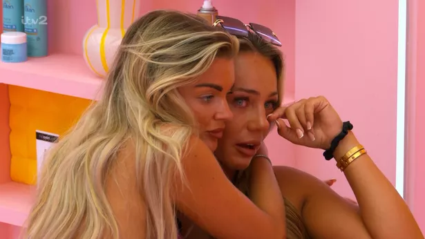 Meg and Helena Love Island 