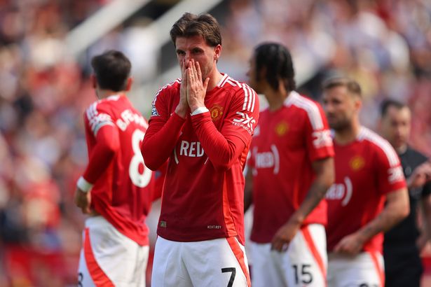 Mount has been plagued by injuries since he joined United