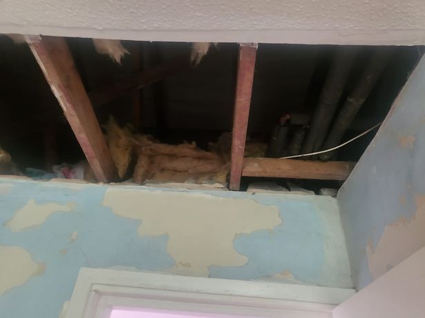 The ceiling in Tommyboy's room has been removed