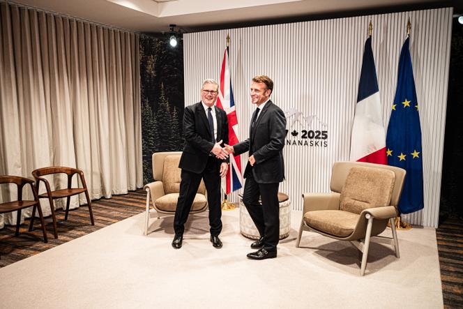 French President Emmanuel Macron and British Prime Minister Keir Starmer at the G7 summit in Kananaskis, Canada, on June 16, 2025.