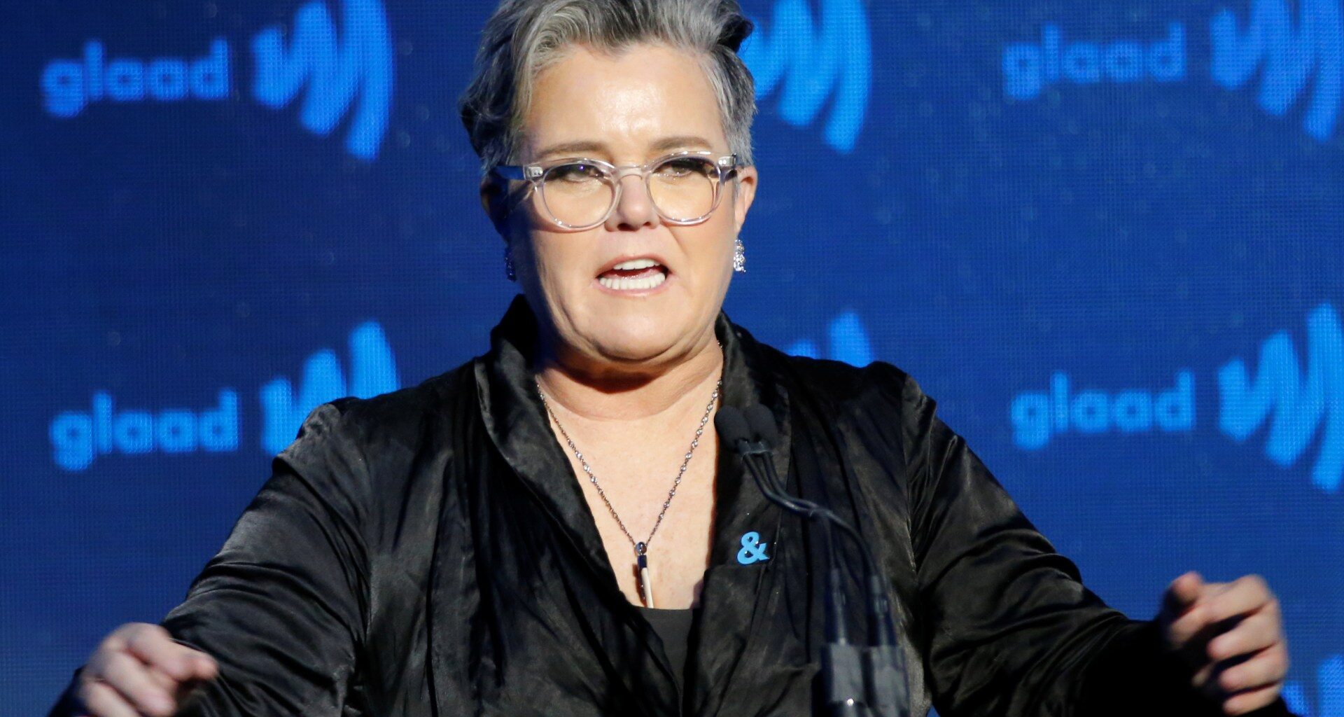 Trump threatens to revoke citizenship of US comedian Rosie O’Donnell | Donald Trump News