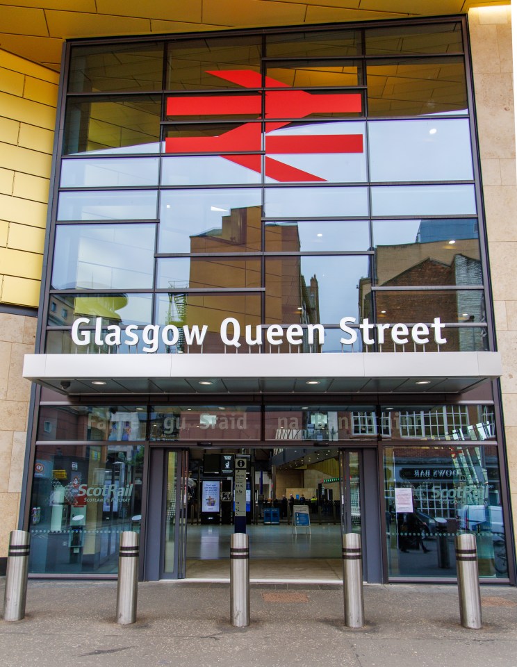 Glasgow Queen Street Station entrance.