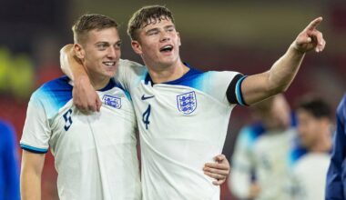 NOTTINGHAM, ENGLAND - Thursday, October 12, 2023: England's Liam Delap (L) celebrates with team-mate Charlie Cresswell after the 2025 UEFA European Under-21 Championship Qualifying Group F game between England and Serbia at the City Ground. England won 9-1. (Photo by David Rawcliffe/Propaganda)