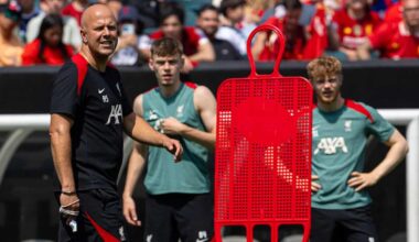 PHILADELPHIA - Sunday, July 28, 2024: Liverpool's head coach Arne Slot during an open training session at Lincoln Financial Field on day five of the club's pre-season tour of the USA. (Photo by David Rawcliffe/Propaganda)