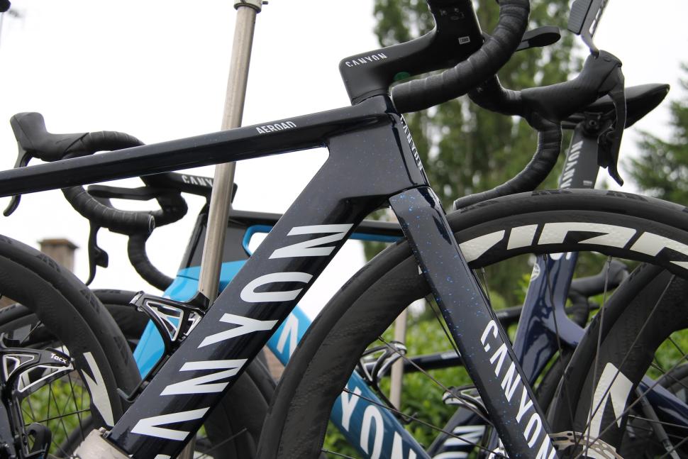 navy and blue sparkly canyon road bike close up