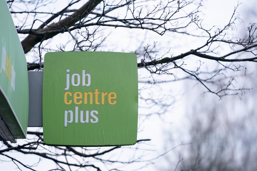 Britain's job market sliding under rising labor cost, U.S. tariff threat-Xinhua