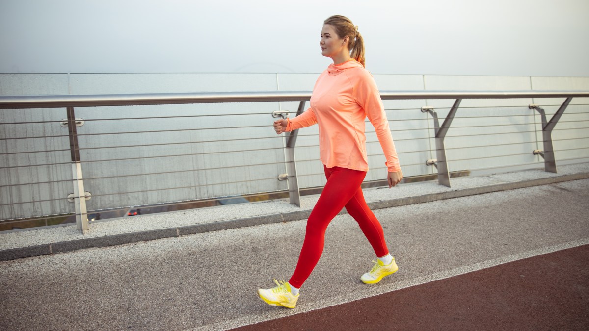 Fast walking for 15 minutes a day ‘cuts risk of early death by 20%’