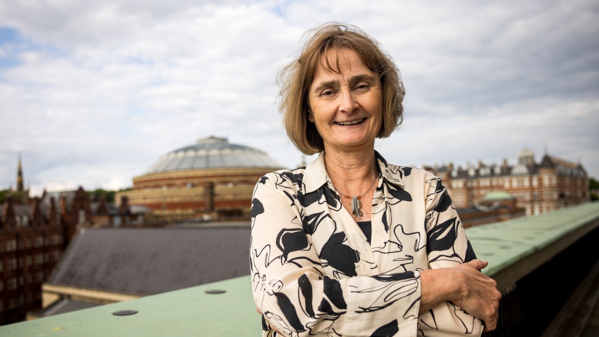 meet the first female astronomer royal