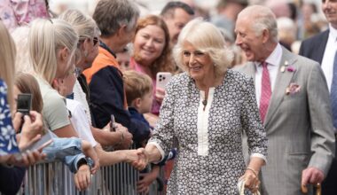 King and Queen see begonias and tattoos at Sandringham Flower Show
