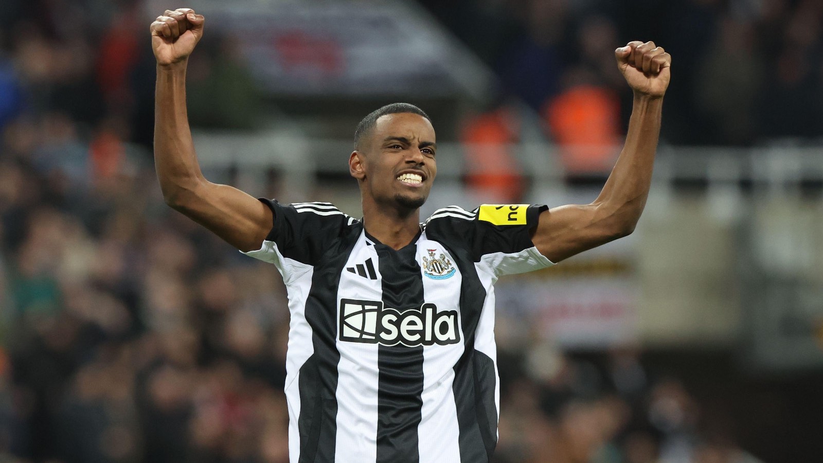 Romano drops Isak update after 'green light' as Newcastle exit at £86m on one condition