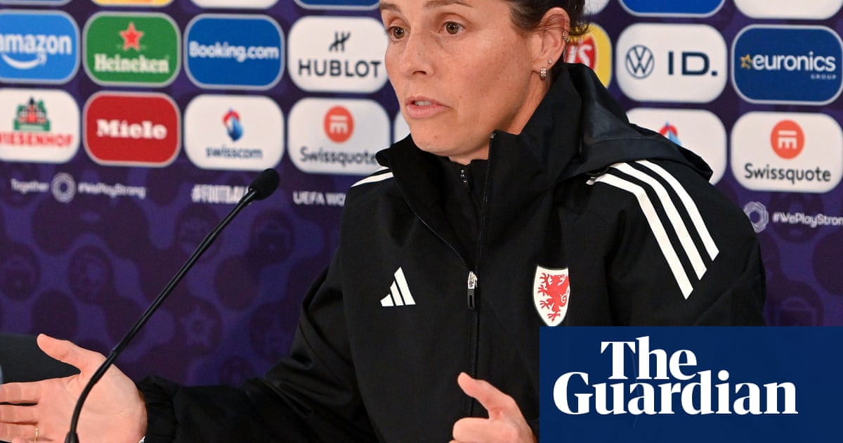 Wales team bus involved in accident on way to training at Women’s Euro 2025 | Wales women's football team