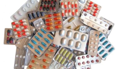 Public hospitals hand out shelf-sliced drugs