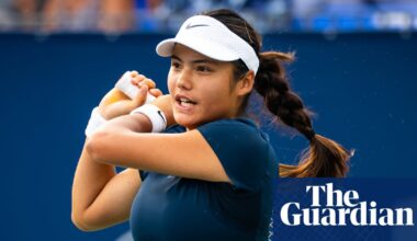 Emma Raducanu eases into third round in Montreal after straight-sets win over Peyton Stearns | Emma Raducanu