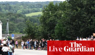 Tour de France Femmes 2025: stage two updates on hilly run to Quimper – live | Tour de France Femmes
