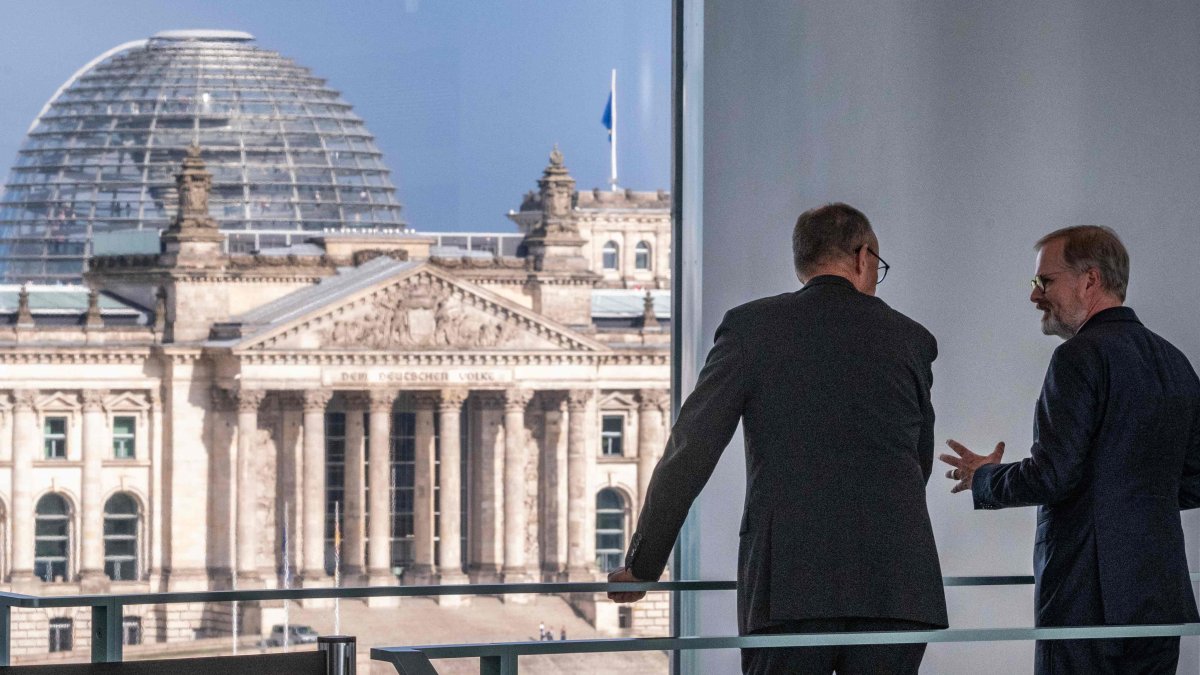 Zeitenwende 2.0: Search for a turning point in Germany’s defense policy
