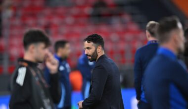 Man United star available for £40 million | Shoot