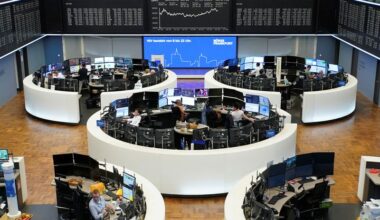 European shares end flat as markets assess earnings flurry