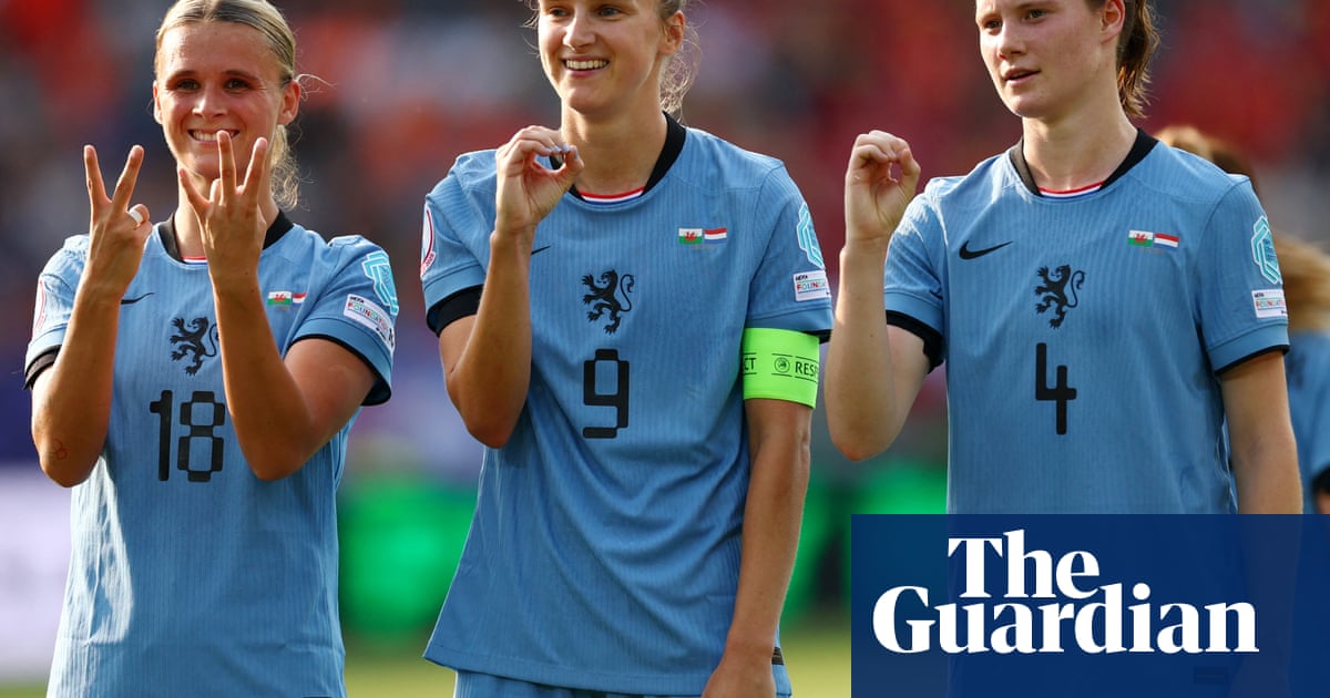 Miedema hits 100th Netherlands goal to upset Wales’ grand debut at Euro 2025 | Women’s Euro 2025