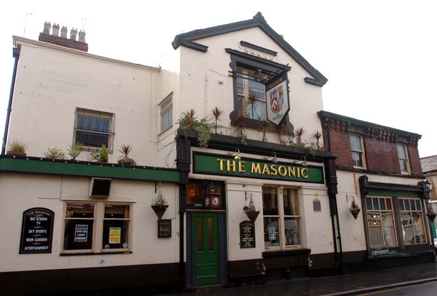 The Masonic Pub, lark Lane.