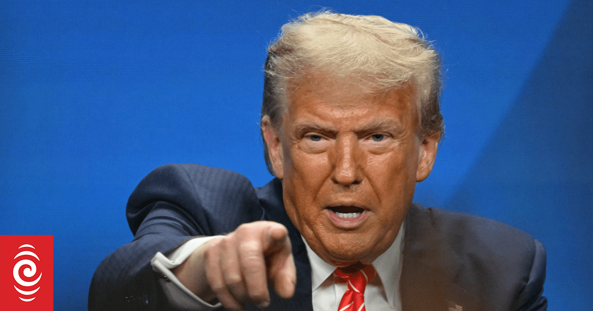 Donald Trump announces 30 percent tariffs on Mexico and the European Union
